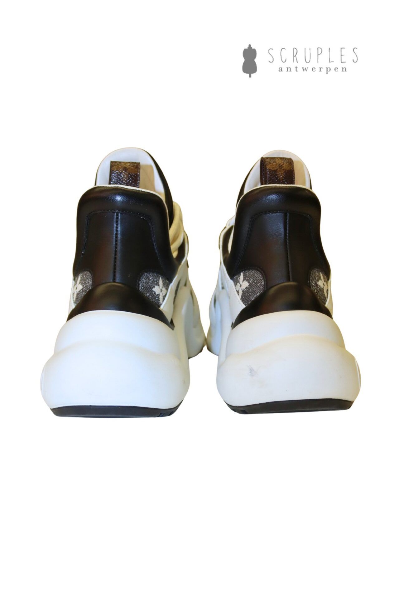 Louis Vuitton Schoenen (maat 37.5) - Afbeelding 4