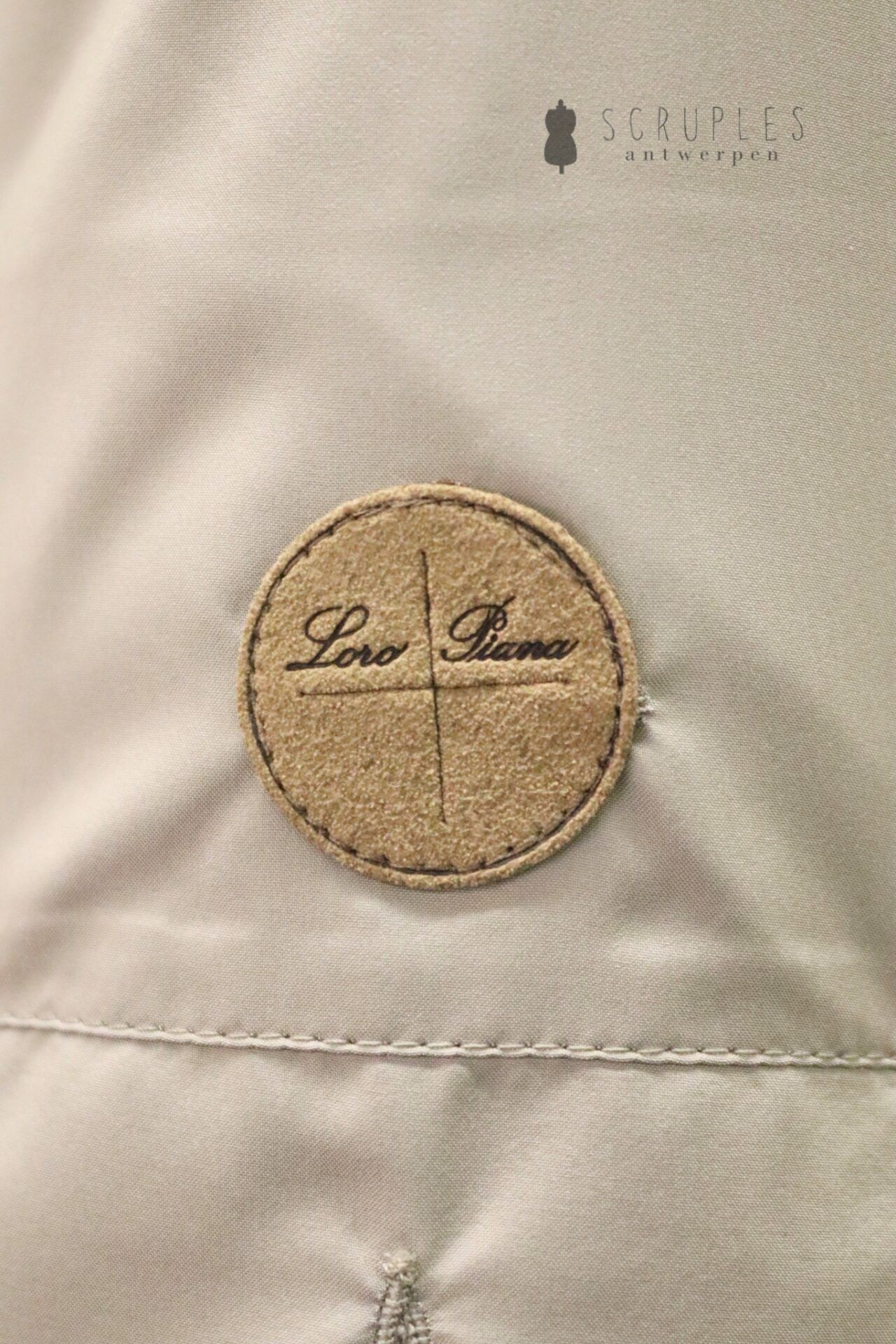 Loro Piana Gilet (maat 44) - Afbeelding 9