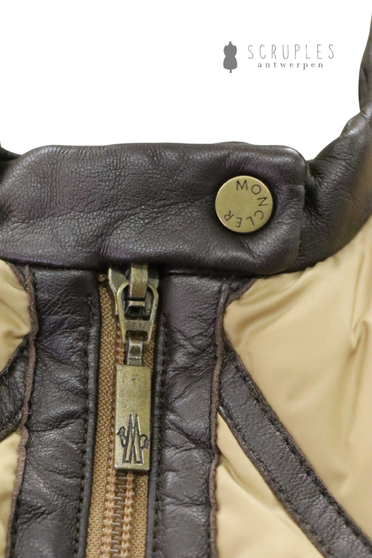 Moncler Jas (maat S) - Afbeelding 5